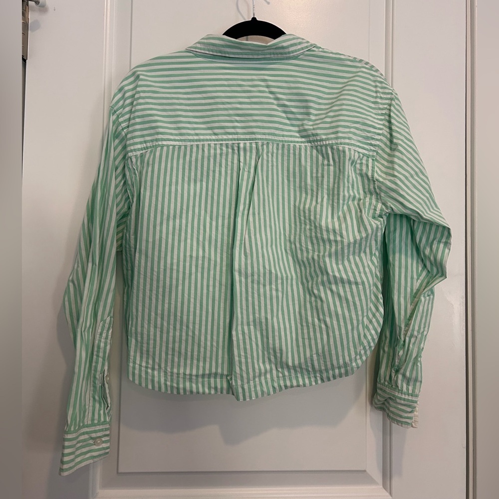 American Eagle Cropped Button Down Shirt Green White Striped - Picture 3 of 3